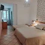 Hotell Pineta Ristorante In Fabriano 3*