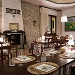 Pineta Ristorante In Fabriano Hotell Campodonico (Ancona)