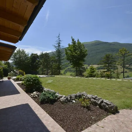 酒店 Pineta Ristorante In Fabriano 坎普多尼科