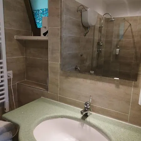 Otel Pineta Ristorante In Fabriano