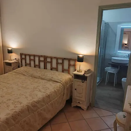 Pineta Ristorante In Fabriano Szálloda 3*