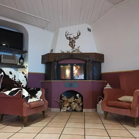 酒店 Pineta Ristorante In Fabriano 坎普多尼科