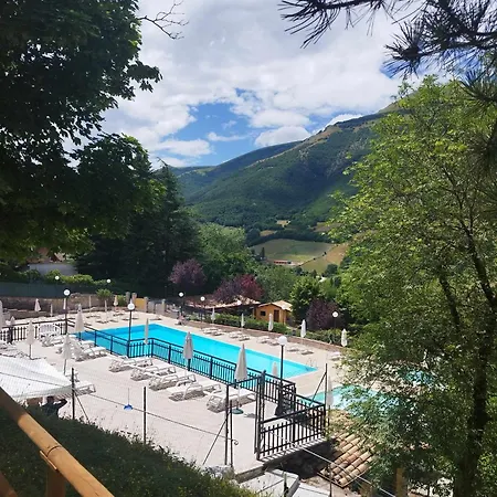 酒店 Pineta Ristorante In Fabriano