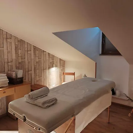 Pineta Ristorante In Fabriano Hotell Campodonico (Ancona)