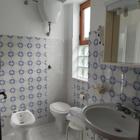 Pineta Ristorante In Fabriano Otel 3*