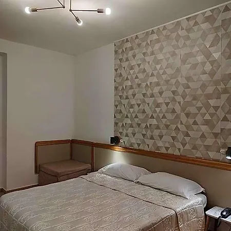 Pineta Ristorante In Fabriano Otel 3*