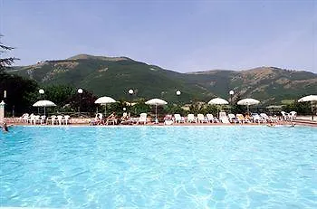 Pineta Ristorante In Fabriano 3* Campodonico (Ancona)