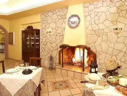 Pineta Ristorante In Fabriano 3*